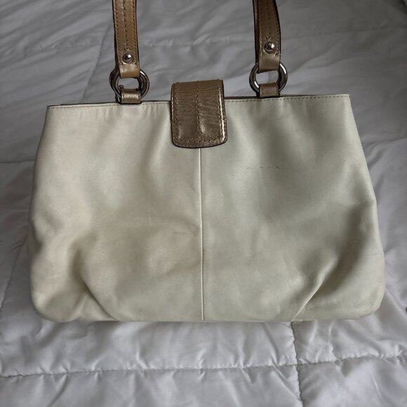 COACH Soho F18751 Cream Leather Medium East West Tote Shoulder Bag Gold Trim - Picture 11 of 13